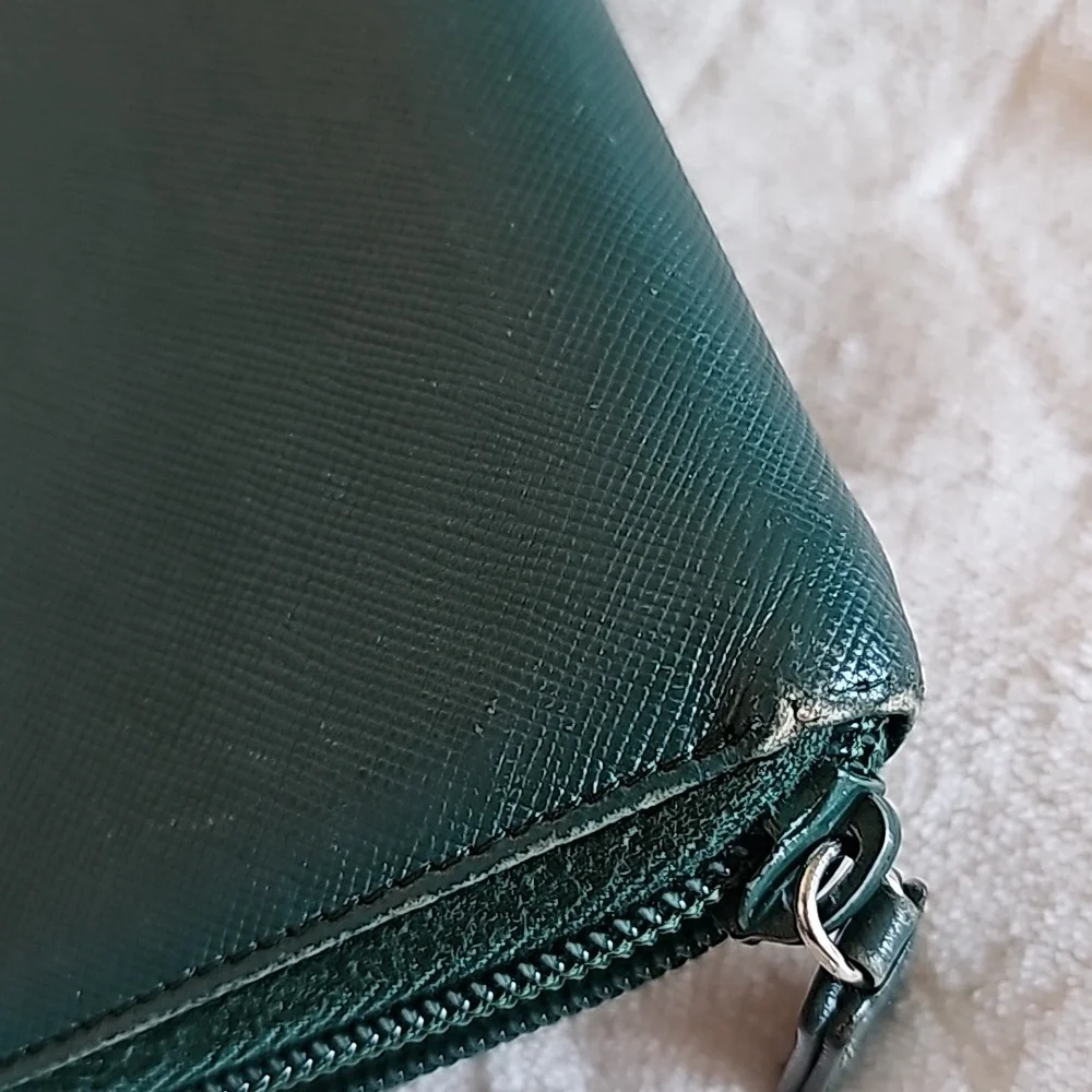 PRADA WALLET - Picture 10 of 15